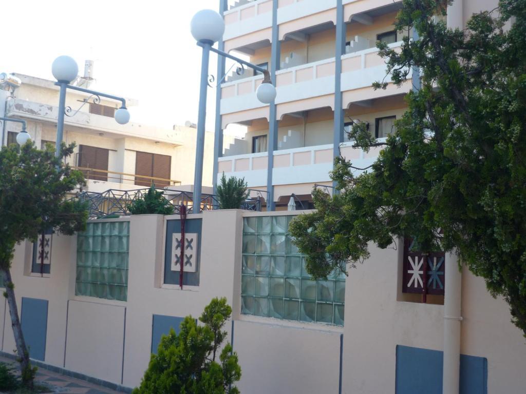 Rainbow Hotel Rhodes City エクステリア 写真